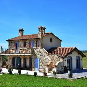 https://montecristo-country-house.it-tuscanyhotel.com